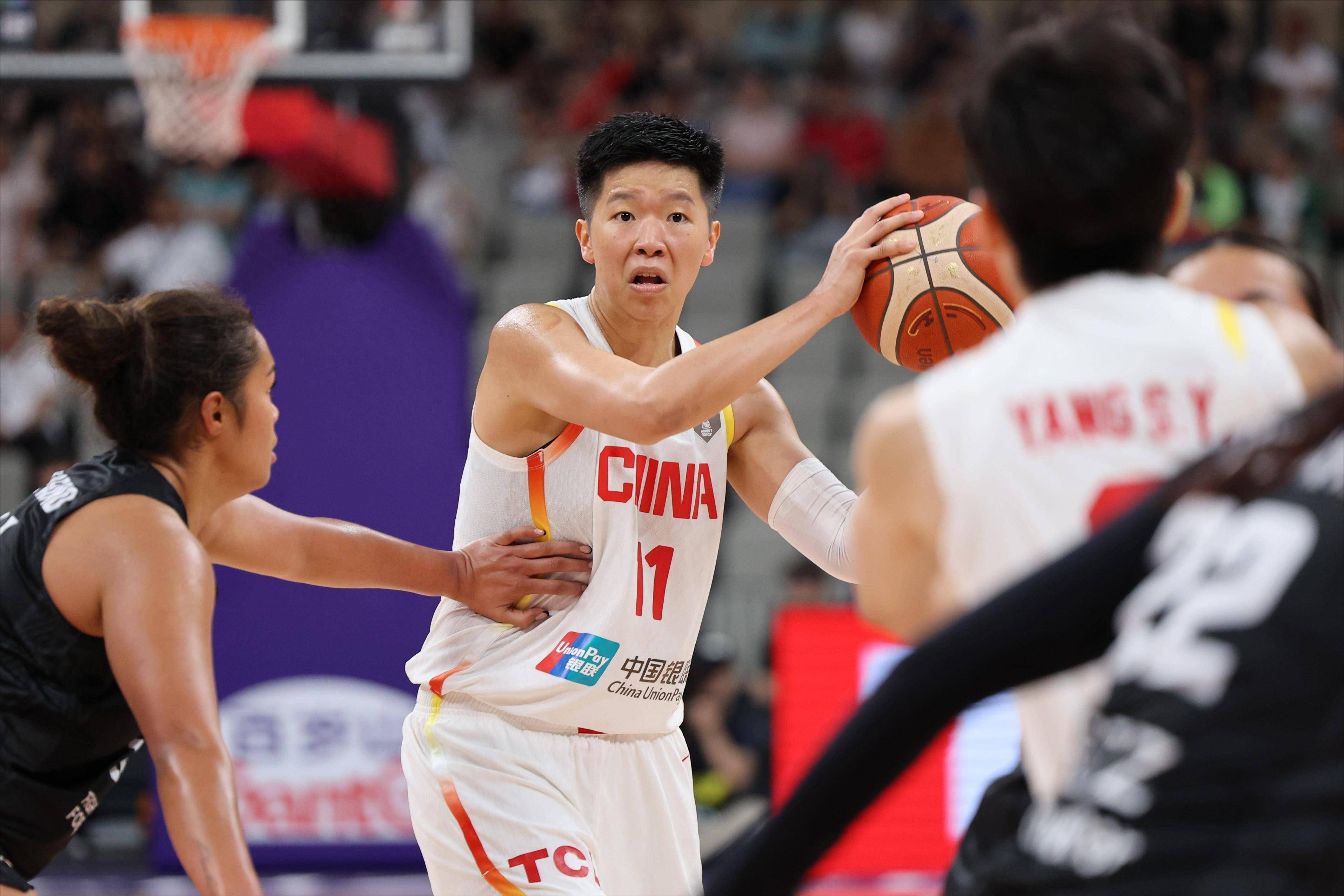 赛后体能课后，深圳男篮防线松动备战德甲，信心回归，赛程密集仍需轮换(2025深圳马拉松比赛时间)-真人